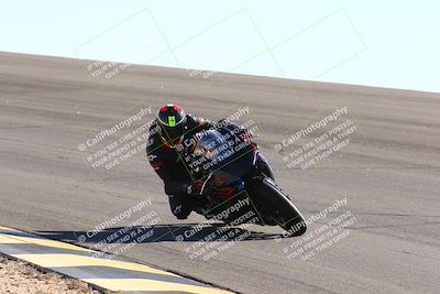 media/Feb-13-2022-SoCal Trackdays (Sun) [[c9210d39ca]]/Bowl (120pm)/